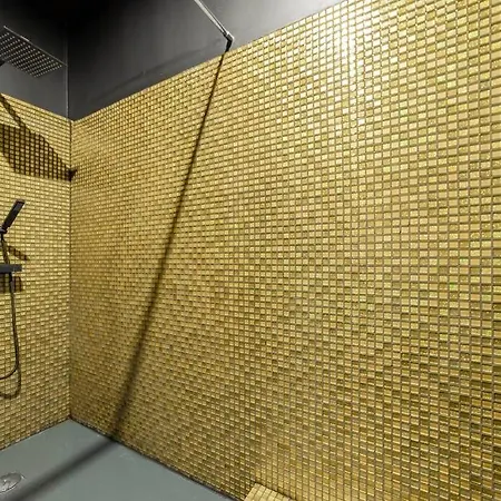 L'appartose, Triplex Jacuzzi, Aix-les-bains Tresserve